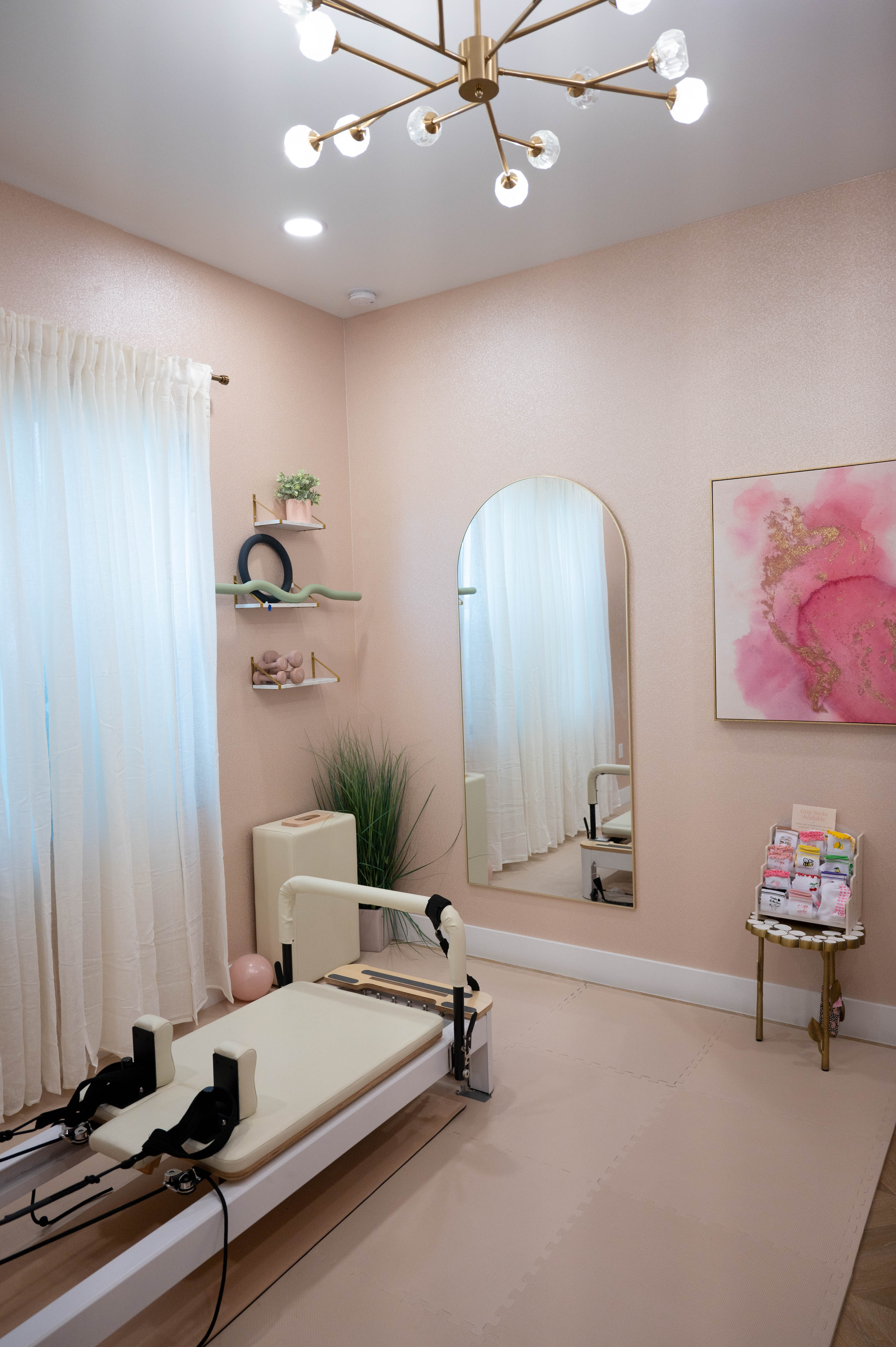 Inside the ZUMIN Pilates Studio offering private pilates sessions in boca